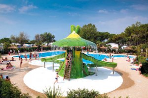 Vela Blu Camping Village****