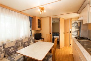 Maxicaravan Bürstner pro max. 4 osoby - foto 2